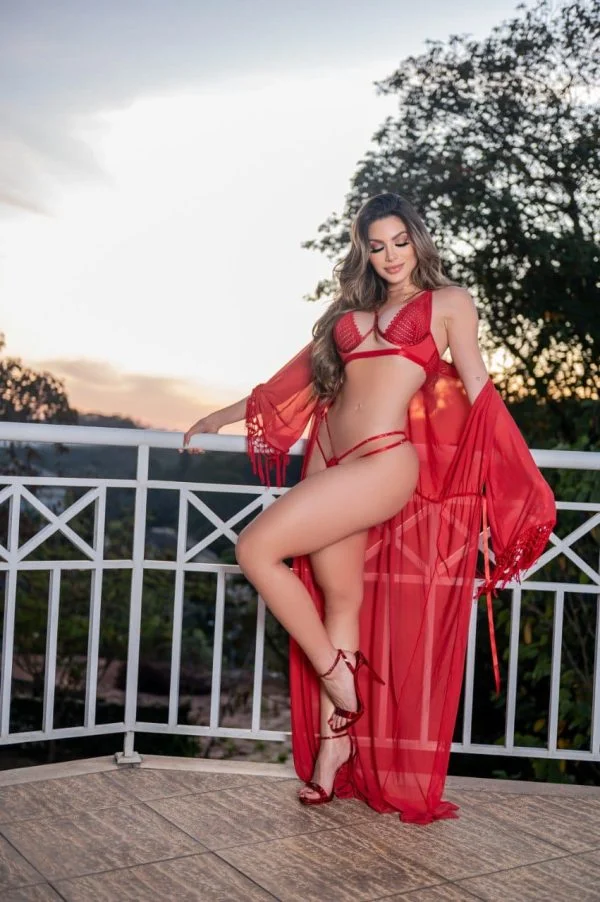 kimono Rubí tiritas